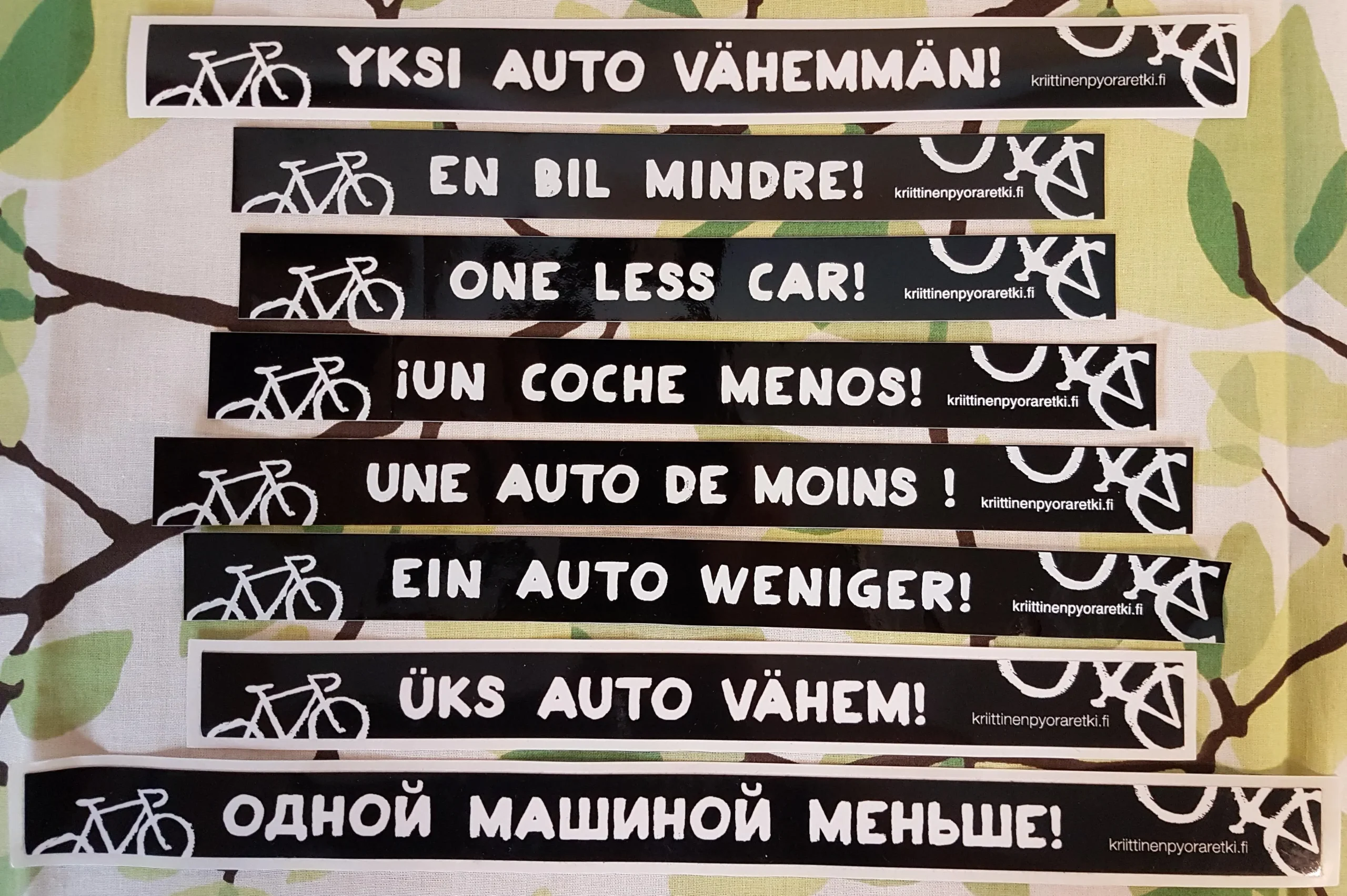 Liity Maan ystäviin elokuussa – Saat lahjaksi Yksi auto vähemmän -tarran