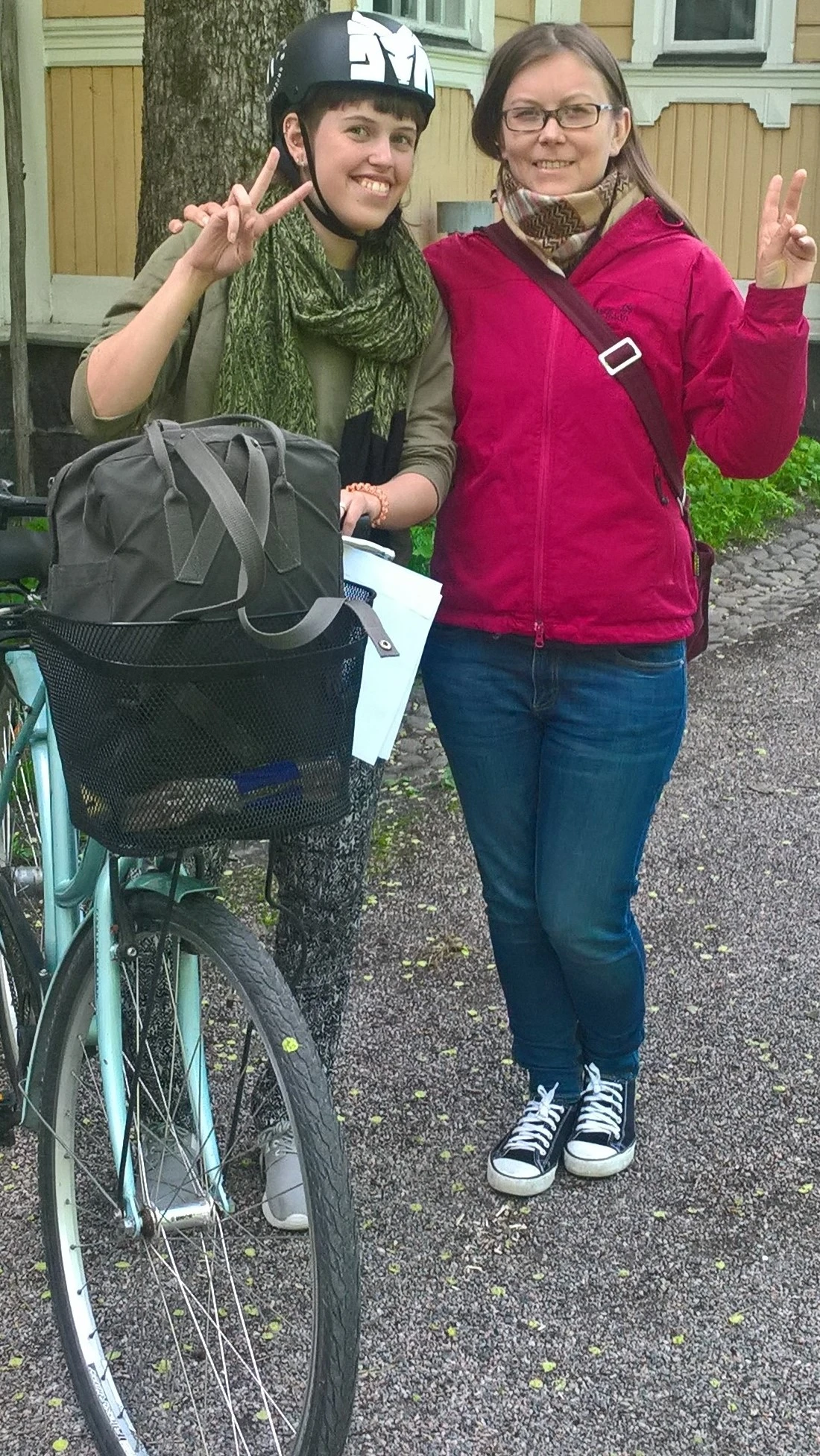 Hallitus kokousti 3.6 lauantaina Helsingissä